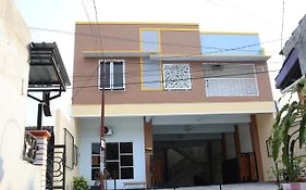 Reddoorz Syariah Near Suncity Mall 2*